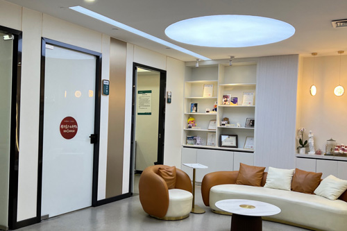 重慶軍科整形美容醫(yī)院環(huán)境圖3