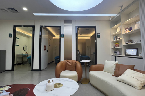 重慶軍科整形美容醫(yī)院環(huán)境圖2