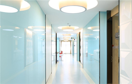 深圳非凡醫(yī)療美容醫(yī)院環(huán)境圖4