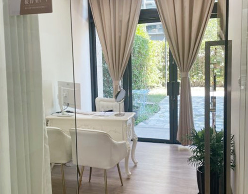 上海愛(ài)尚麗格醫(yī)療美容門(mén)診環(huán)境圖9