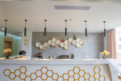 濟(jì)南諾德醫(yī)療美容醫(yī)院環(huán)境圖2