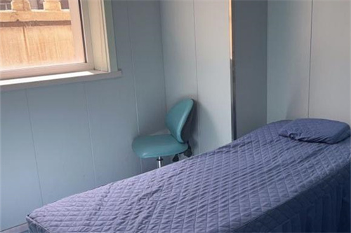 太原華晉醫(yī)院整形科環(huán)境圖3