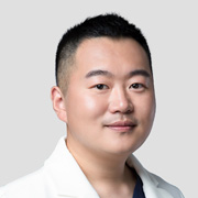 山東青島博士醫(yī)學(xué)美容醫(yī)院陳昇廣醫(yī)生照片