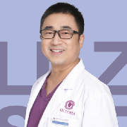 南京維多利亞美容醫(yī)院李志生醫(yī)生照片