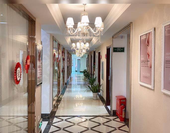 孝感華美醫(yī)療美容口腔門診部環(huán)境圖3
