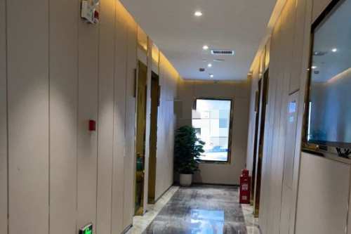 長沙亞韓醫(yī)學美容醫(yī)院環(huán)境圖2