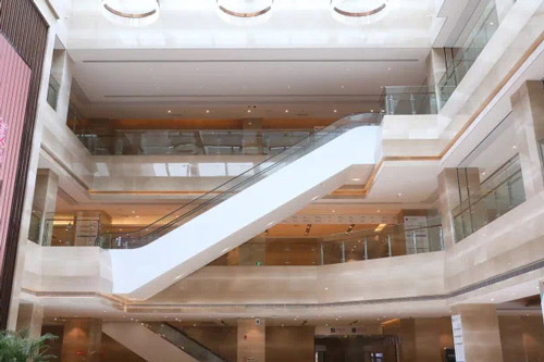 深圳禾正醫(yī)院醫(yī)療整形科環(huán)境圖4