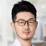 武漢五洲整形外科醫(yī)院馬行醫(yī)生照片