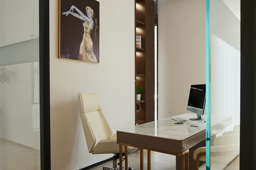 青島李滄皙博士醫(yī)療美容門診部環(huán)境圖6