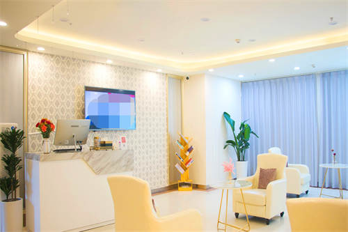 成都棕南私密醫(yī)療美容門診部環(huán)境圖6