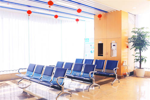 成都棕南私密醫(yī)療美容門診部環(huán)境圖5