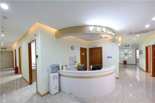深圳素仁醫(yī)療美容環(huán)境圖3