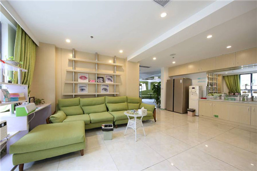 深圳素仁醫(yī)療美容環(huán)境圖2