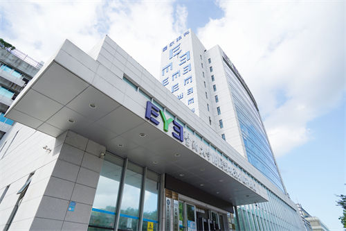 深圳愛爾眼科環(huán)境圖