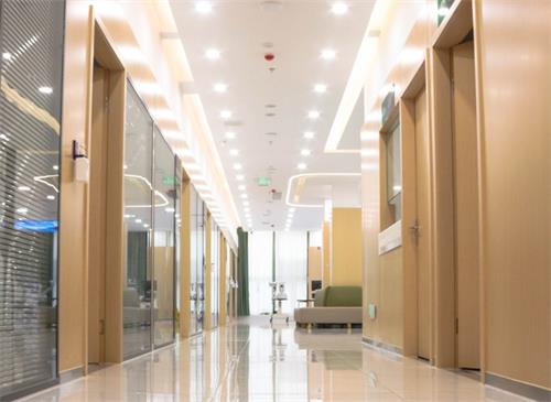 成都何氏眼科環(huán)境圖3