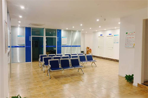 重慶沙坪壩百淼興眼科環(huán)境圖3