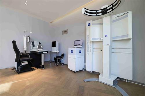 青島澤嘉眼科醫(yī)院環(huán)境圖3