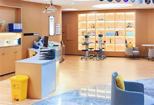 福州亮睛眼科環(huán)境圖3