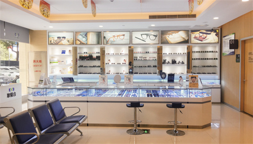 蕪湖愛爾眼科環(huán)境圖5