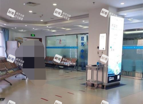 北京民眾眼科醫(yī)院大廳內(nèi)部環(huán)境