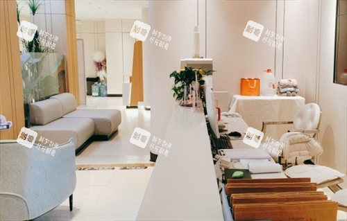 沈陽名流整形前臺側(cè)面展示