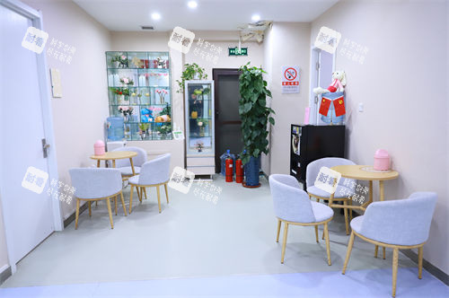 沈陽元辰整形等候區(qū)