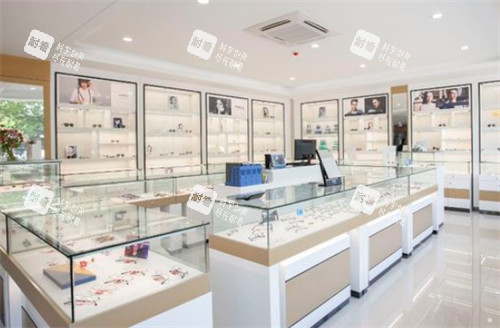 聊城華廈眼科配鏡區(qū)環(huán)境圖