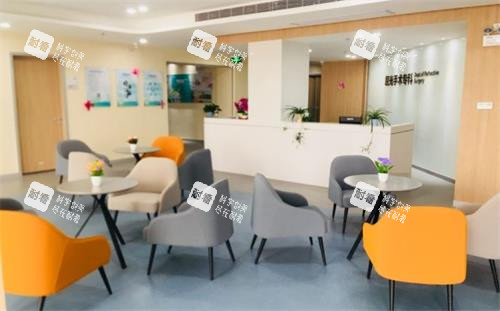 湛江愛(ài)爾奧理德眼科醫(yī)院接待區(qū)