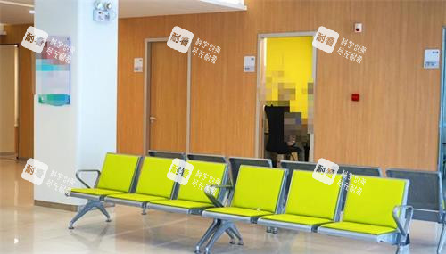 湛江愛爾奧理德眼科醫(yī)院大廳等候區(qū) 湛江愛爾奧理德眼科醫(yī)院大廳等候區(qū)