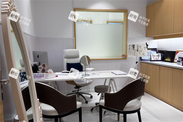 南寧柏琳悅美醫(yī)療美容醫(yī)院面診室