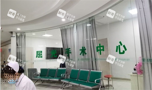 合肥東南眼科醫(yī)院屈光手術(shù)中心