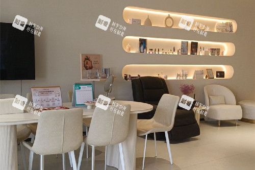 南昌煥馨整形候診區(qū)環(huán)境