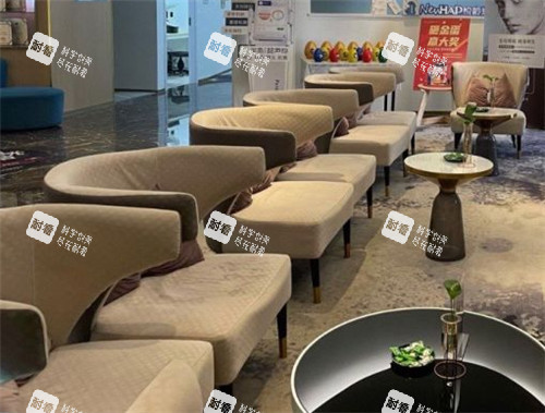 重慶如花醫(yī)療美容醫(yī)院休息區(qū)