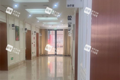 西安畫美整形內(nèi)部過道環(huán)境