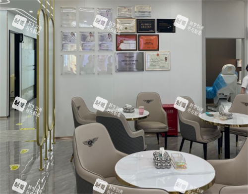 深圳濟(jì)美仁醫(yī)療美容大廳