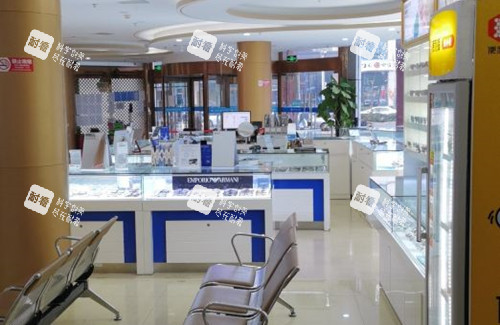 北京華廈民眾眼科視光配鏡區(qū)環(huán)境