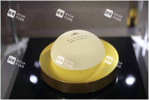 豐胸手術(shù)傲諾拉閃耀隆胸假體