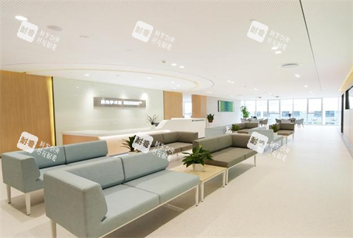 深圳深西愛爾眼科大廳環(huán)境