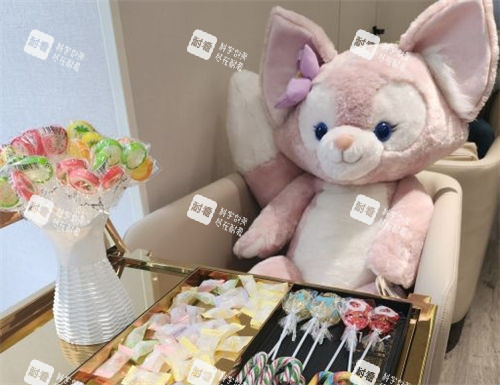 上海醫(yī)顏醫(yī)療美容門診休息區(qū)零食一角 上海醫(yī)顏醫(yī)療美容門診休息區(qū)零食一角