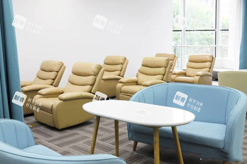 成都佰視佳眼科內(nèi)部培訓(xùn)室環(huán)境