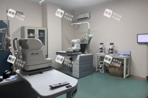 深圳衛(wèi)爾斯眼科醫(yī)院驗(yàn)光區(qū)