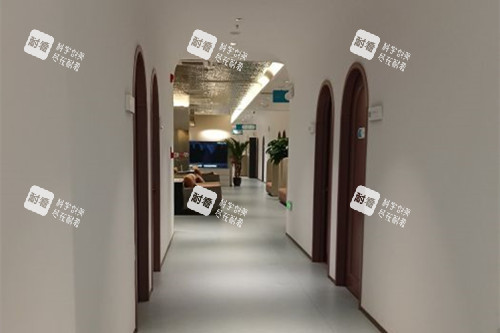 洛陽締萊美整形內(nèi)部過道環(huán)境示意圖 洛陽締萊美整形內(nèi)部過道環(huán)境示意圖