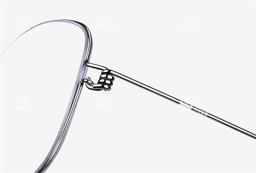 蔡司小樂園眼鏡細節(jié)展示 蔡司小樂園眼鏡細節(jié)展示