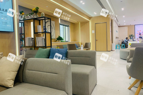 南寧愛爾眼科環(huán)境圖 南寧愛爾眼科環(huán)境圖