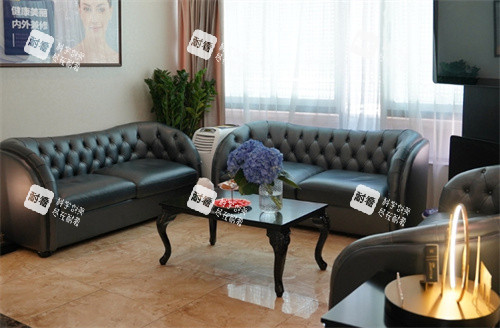 深圳陽(yáng)光醫(yī)療美容微整科候診區(qū)