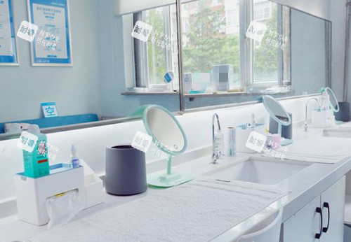 北京華德眼科洗漱臺環(huán)境