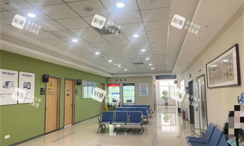 聊城愛(ài)爾眼科大廳休息區(qū)