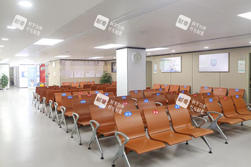 深圳愛(ài)爾眼科醫(yī)院等候區(qū)