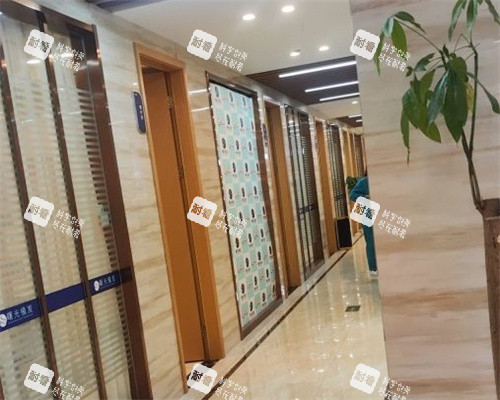 合肥曙光植發(fā)醫(yī)院走廊