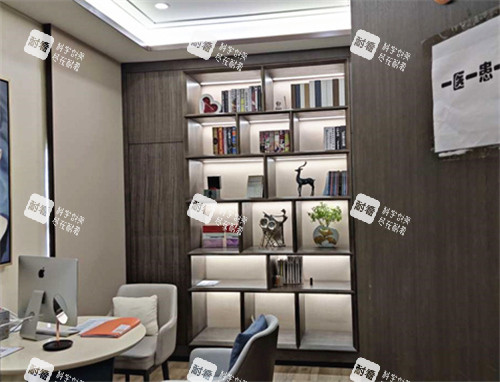 眼袋整形真實(shí)經(jīng)歷：加減美眼齡抗衰體系之眼袋整形體驗(yàn)，眶隔脂肪釋放與淚溝填充結(jié)果探討